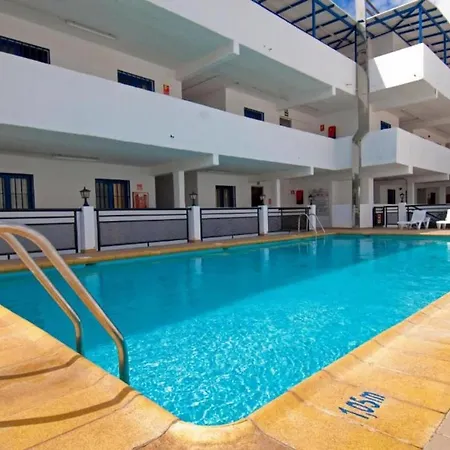 One Bedroom With Ocean View, Wifi And Pool Апартаменты *